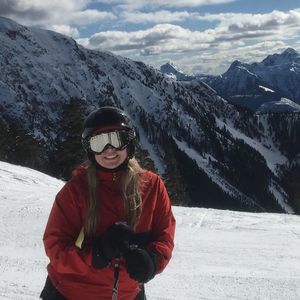 Meet your Posher, Alyssa